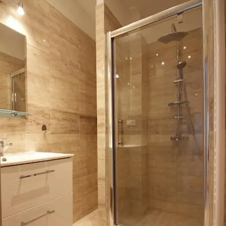 Au Private In 布拉迪斯拉发